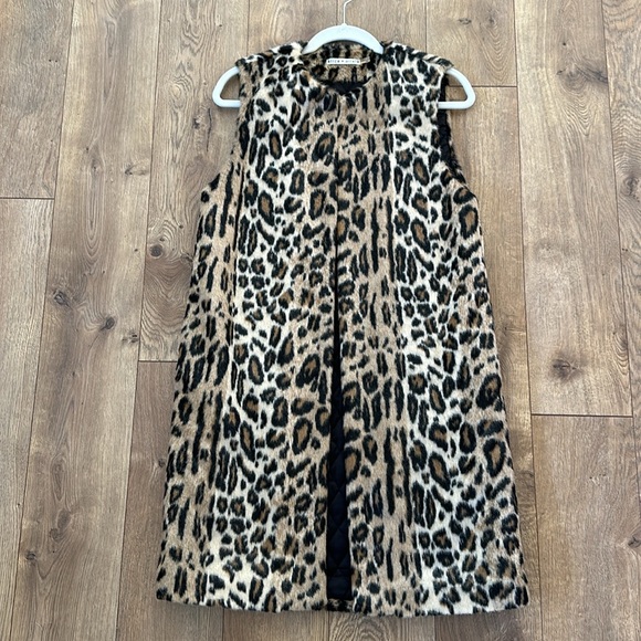 Alice + Olivia Jackets & Blazers - Alice + Olivia Leopard Furry Long Vest - Excellent Condition
